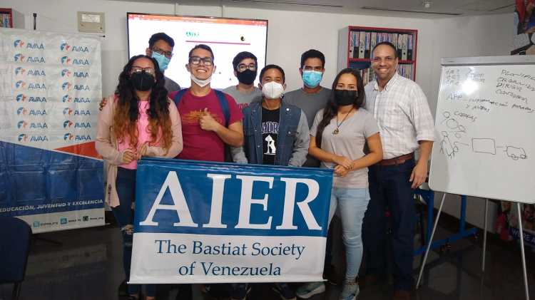 La Sociedad Bastiat dictó un taller de emprendimiento en&nbsp;Caracas